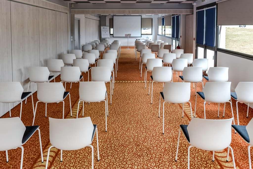 Brit Hotel Rennes Cesson Съоръжения снимка