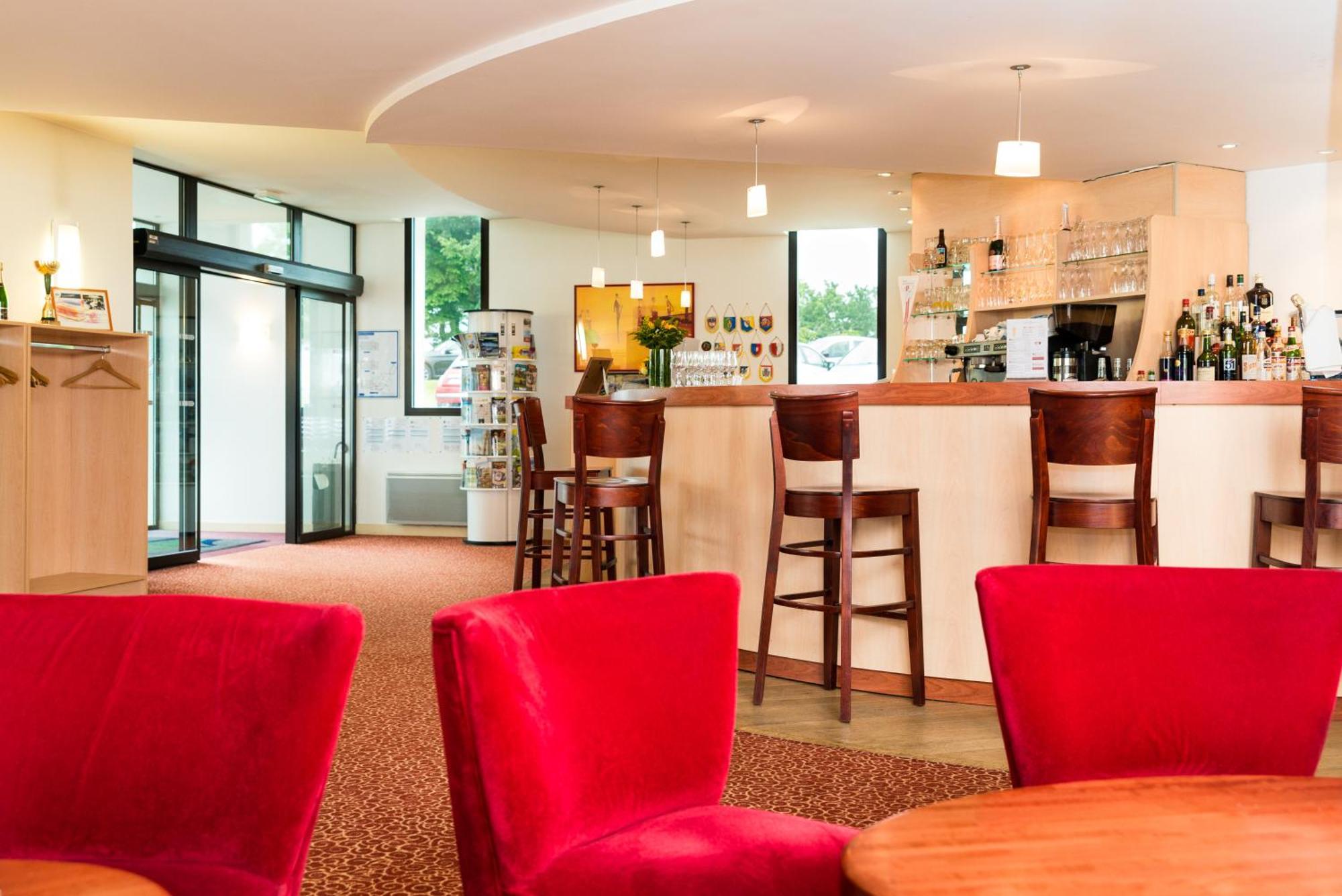 Brit Hotel Rennes Cesson Екстериор снимка