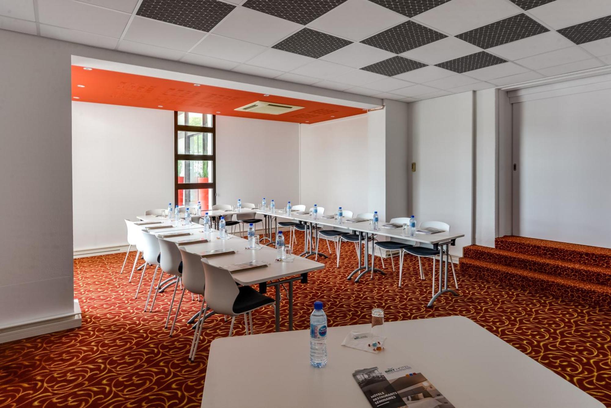 Brit Hotel Rennes Cesson Екстериор снимка